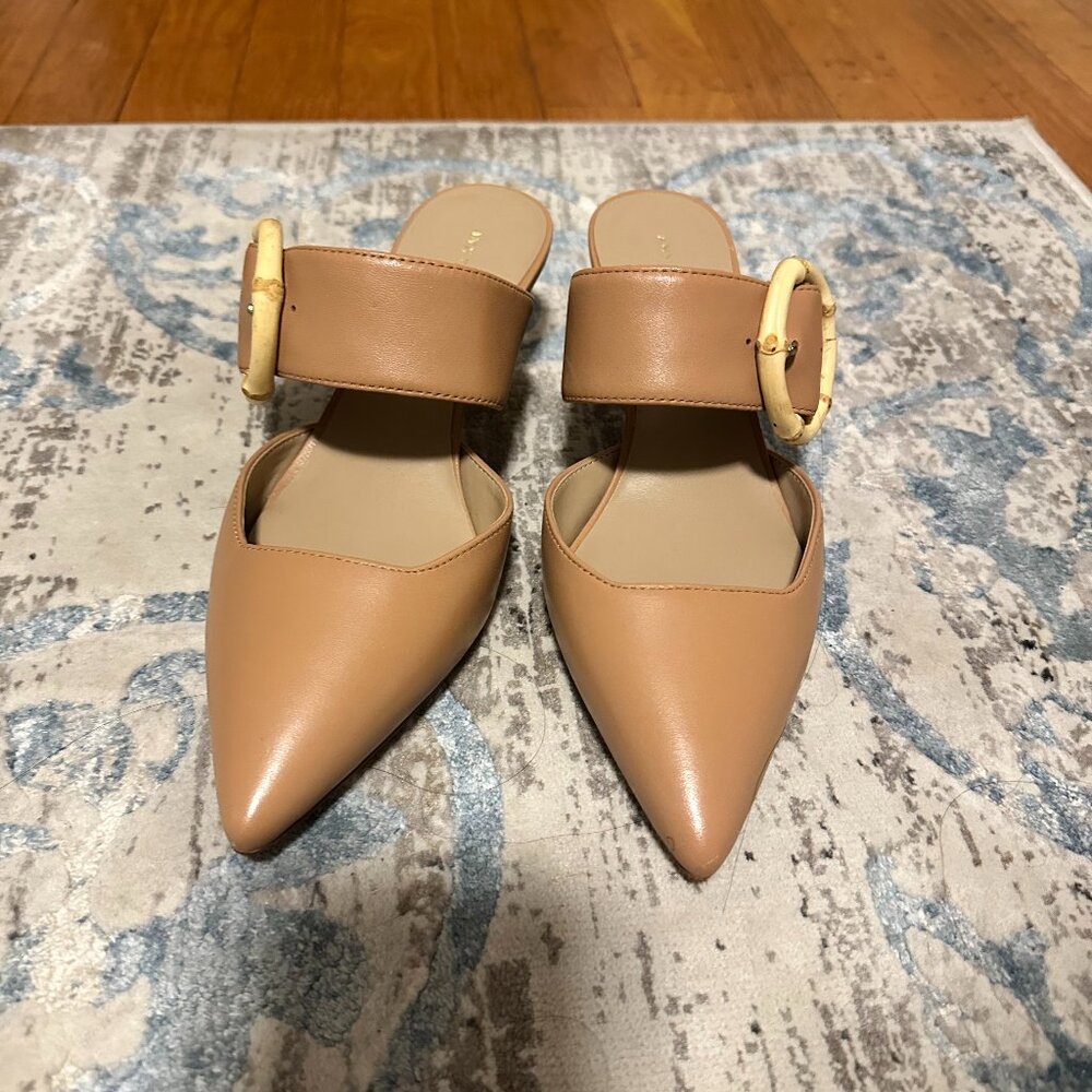 NEW Ann Taylor Phoenix Mules - Tan, Size 7
